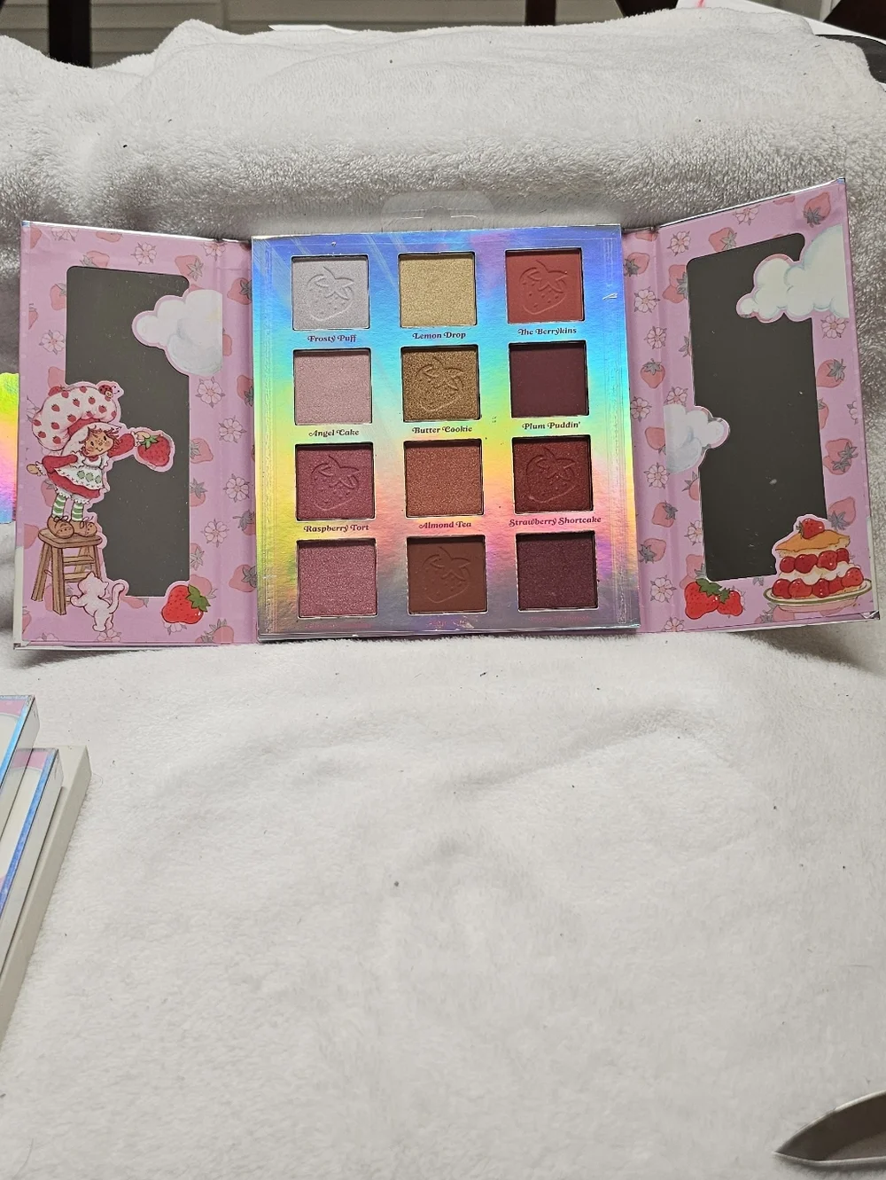 Strawberry Shortcake Medium Eyeshadow Palette